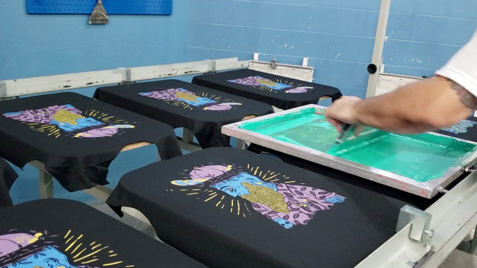 trabalho de estampa silk screen adoro brindes