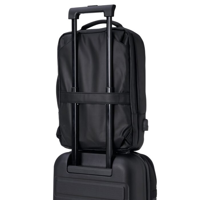 Mochila Couro Sintético USB 17 Litros - Imagem 6